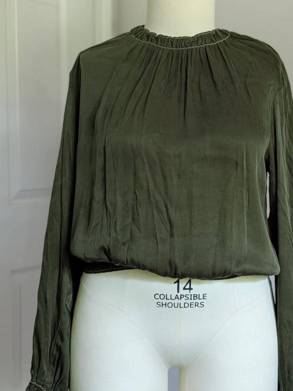 Bella Dahl Olive Green Long Sleeve Peasant Blouse